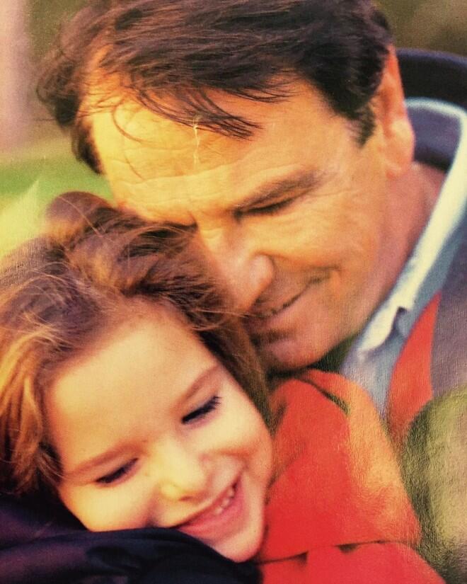 Με τον πατέρα της, Νίκο Κούρκουλο