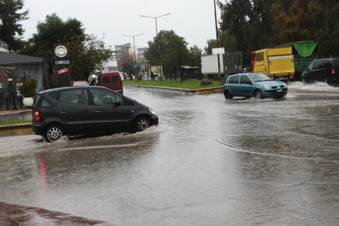 Προβλήματα στην περιοχή του Ρέντη εξαιτίας της κακοκαιρίας/ Eurokinissi Μπόνης Χρήστος