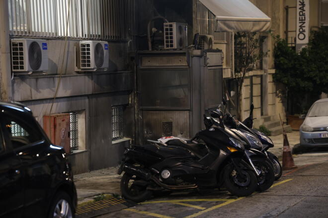 Επίθεση με μολότοφ στο αστυνομικό τμήμα Κυψέλης/ ΙΝΤΙΜΕ