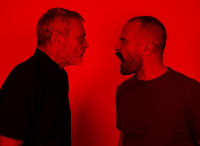 Οι Λέξεις των Άλλων: Πόσο απέχει η στοργή από την οργή;