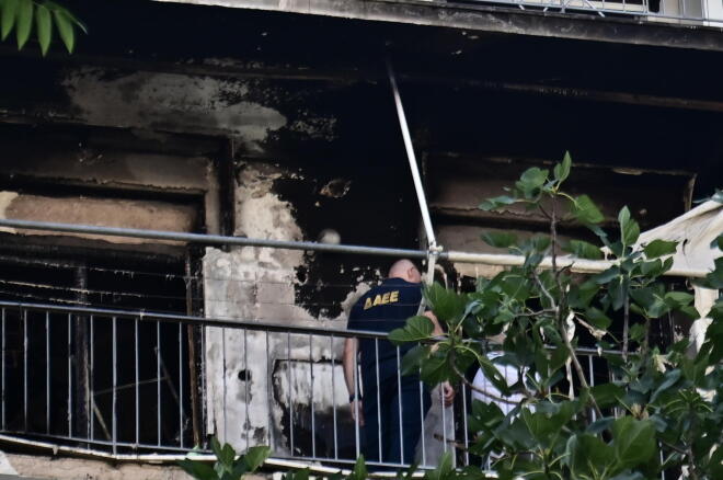 φωτιά στο διαμέρισμα του Πέτρου Φιλιππίδη 1