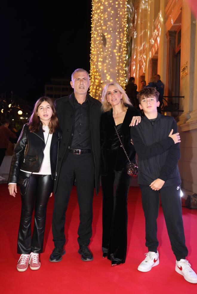 Ανθή Βούλγαρη: Η τρυφερή φωτογραφία με τον σύζυγο και τον γιο της!