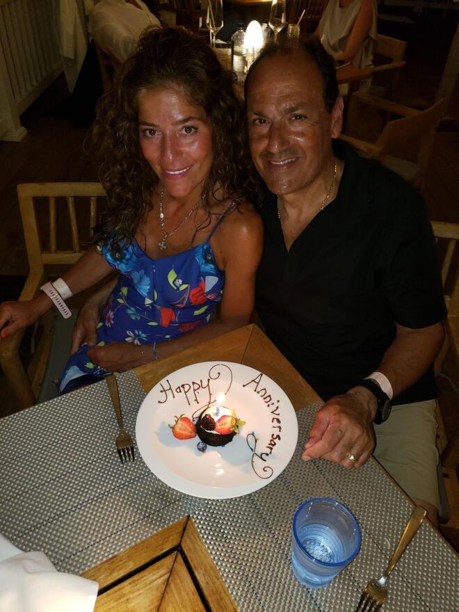 Νεκρή Ελληνοαμερικανίδα Σε Δυστύχημα Με Τον Σύζυγό Της