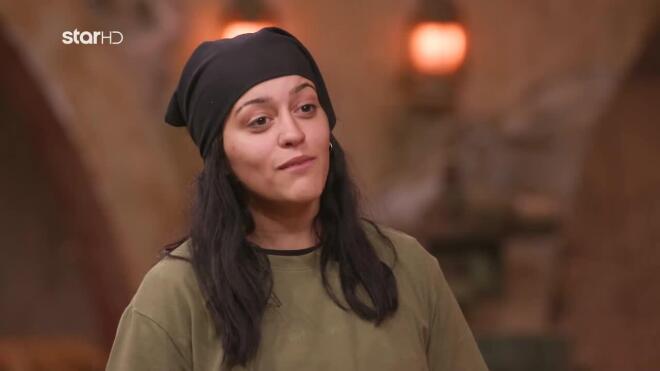 αποχωρησε η κωνσταντινα