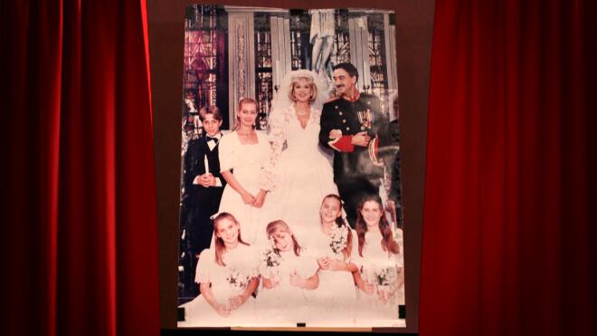 Ένα σπάνιο κλικ με τη Βουγιουκλάκη και τον Γαλανό στο Cash or Trash!