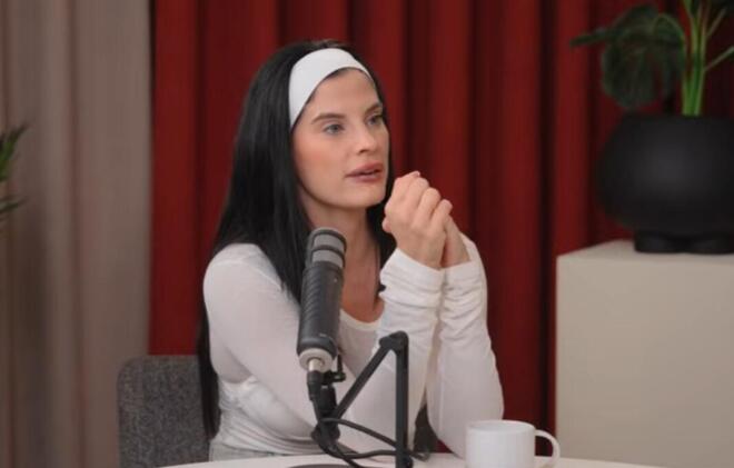 Χριστίνα Μπόμπα - Αποκάλυψη: «Θέλω να φτιάξω το στήθος μου»