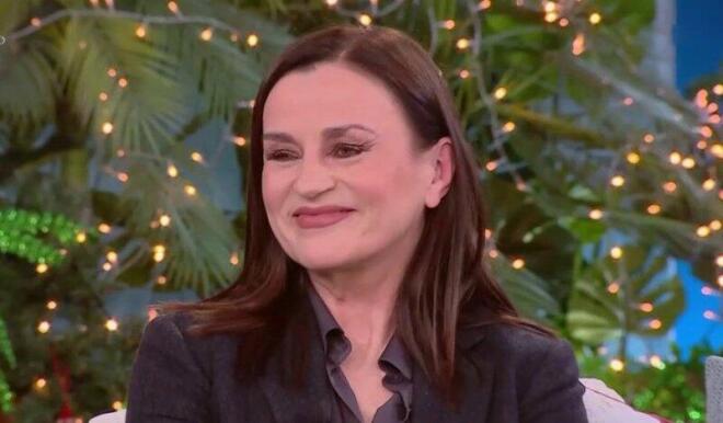 Η Καρυοφυλλιά Καραμπέτη πρωταγωνιστεί στον Οιδίποδα του Ρόμπερτ Αικ στη Στέγη