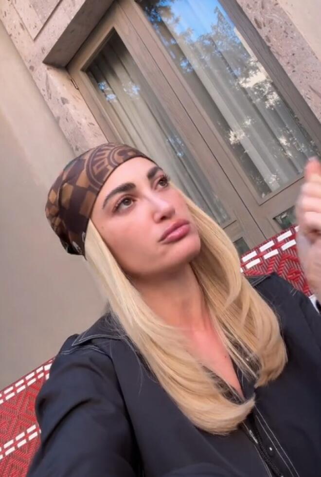 Ιωάννα Τούνη: «Μεγαλώνει το παιδί μας μια Mπαλινέζα»