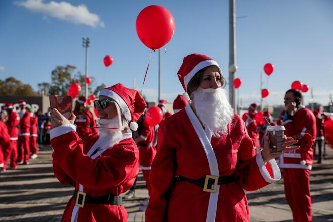 Athens Santa Run