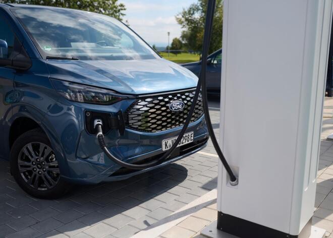 Ford E-Transit Custom: Έρχεται με μεγαλύτερη αυτονομία