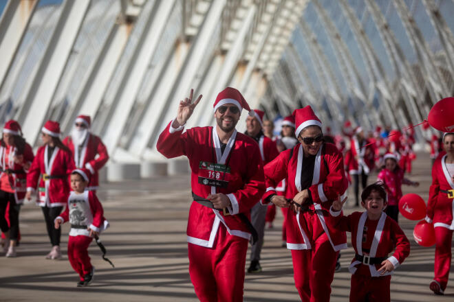 Athens Santa Run