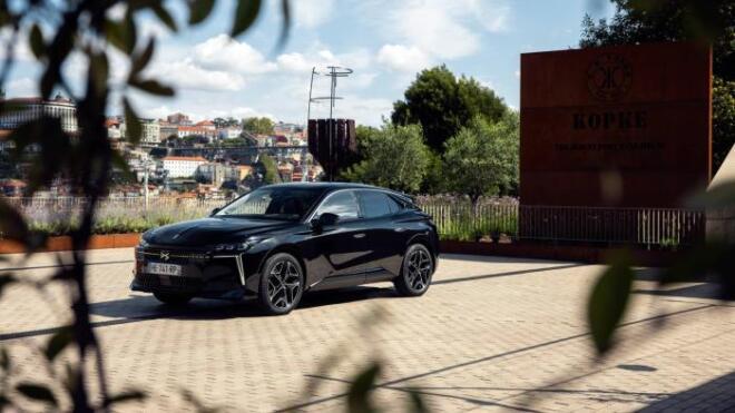 DS N°4: Διαθέσιμο στην Ελλάδα - Εκδόσεις και τιμές