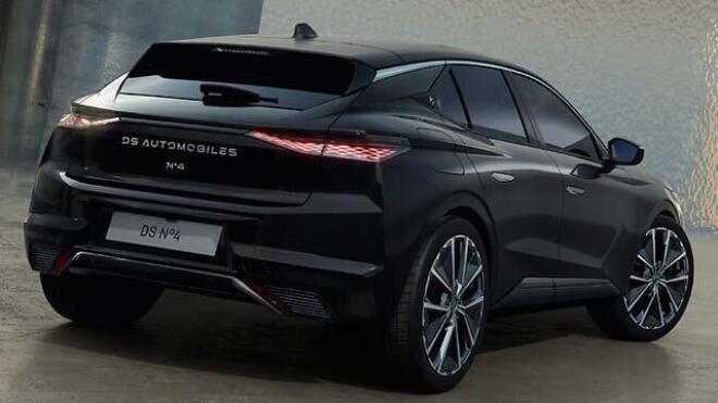 DS N°4: Διαθέσιμο στην Ελλάδα - Εκδόσεις και τιμές