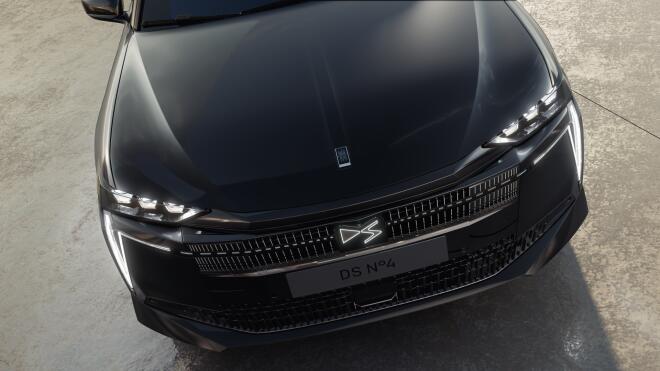 DS N°4: Διαθέσιμο στην Ελλάδα - Εκδόσεις και τιμές