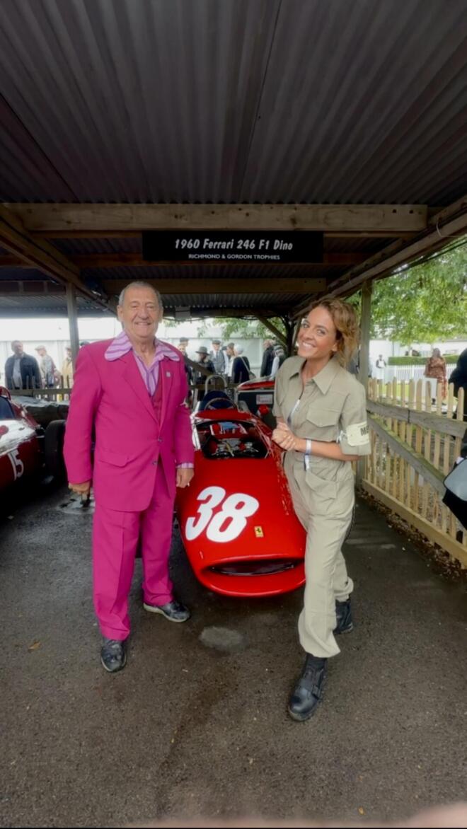 To Traction στο περίφημο Goodwood Revival στη Βρετανία