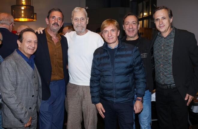 Σπύρος Μπιμπίλας-Λεωνίδας Κακούρης-Αλμπέρτο Εσκενάζη-Μάκης Δελαπόρτας-Σωτήρης Καλυβάτσης-Σπύρος Πούλης