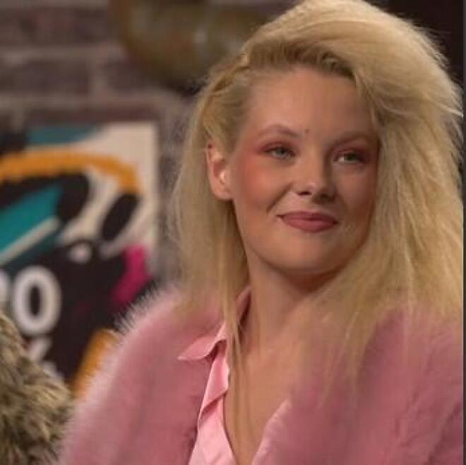 GNTM: Το 80s hair look που δημιούργησε ο Tom Zois με τα προϊόντα Pantene