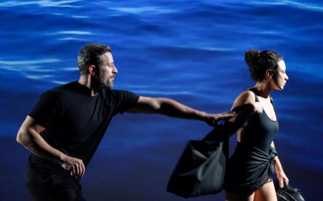 Τα Παιδιά ενός Κατώτερου Θεού - Είδαμε την παράσταση στο θέατρο Άλφα