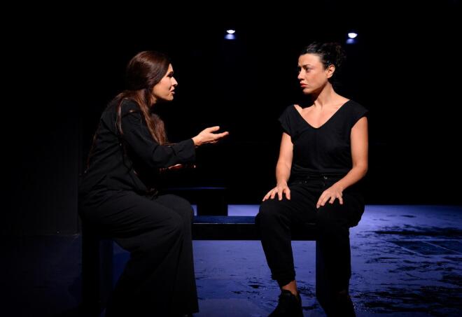 Τα Παιδιά ενός Κατώτερου Θεού - Είδαμε την παράσταση στο θέατρο Άλφα