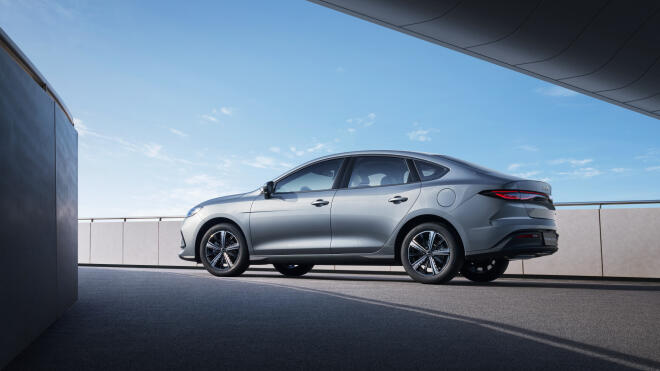 BYD SEAL 5 DM-i: Η τιμή στην Ελλάδα του νέου μοντέλου