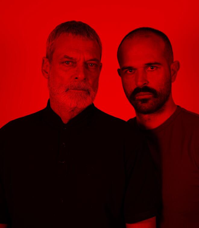 Ο Βλάσης Πασιούδης με τον Χρίστο Γεωργίου στην παράσταση Οι Λέξεις των Άλλων