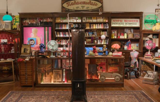 Δημοπρασία με το... Chanel γάντι σήμερα στο Cash or Trash!