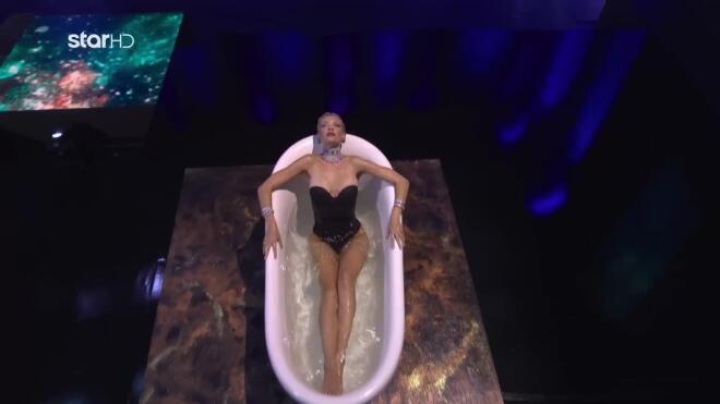 GNTM: Τα ατελείωτα πόδια της Ξένιας