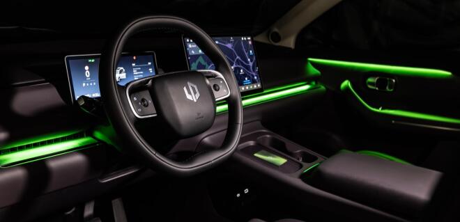 Leapmotor C10 REEV: Με PHEV τεχνολογία και τιμή 33.900 ευρώ