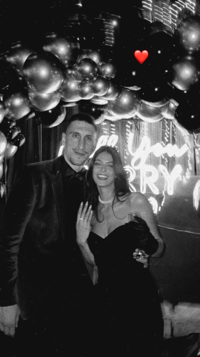 Γιαννούλης Λαρεντζάκης: Η ρομαντική πρόταση γάμου στη Γιώτα Γεωργοπούλου