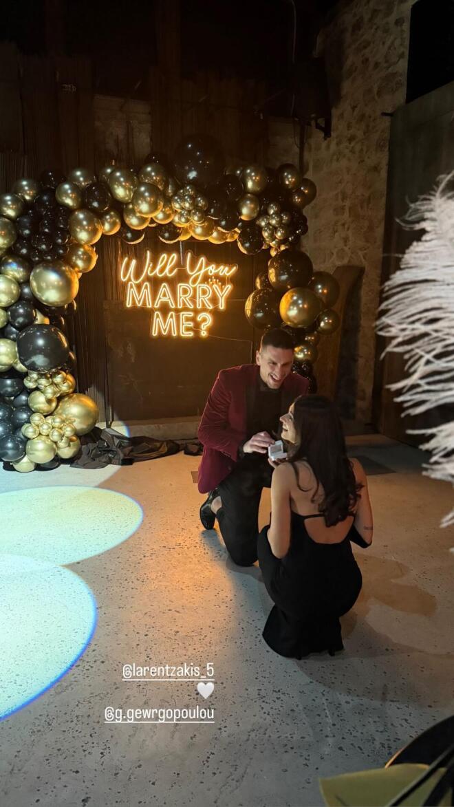 Γιαννούλης Λαρεντζάκης: Η ρομαντική πρόταση γάμου στη Γιώτα Γεωργοπούλου