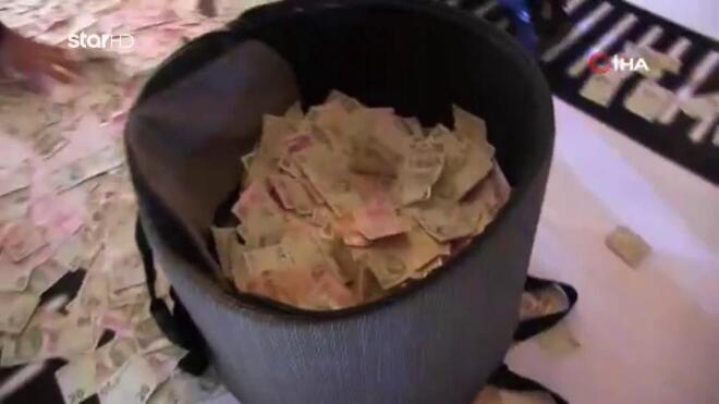 Κουβάδες με χαρτονομίσματα σε γάμο στην Τουρκία