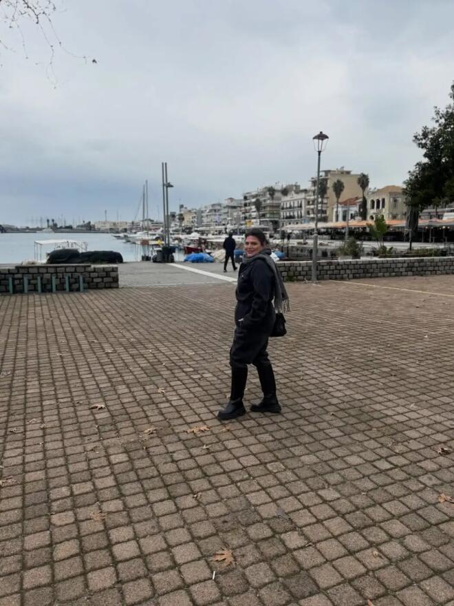 Δανάη Μπάρκα: Στην Καλαμάτα με τον σύντροφό της - Η κοινή φωτογραφία