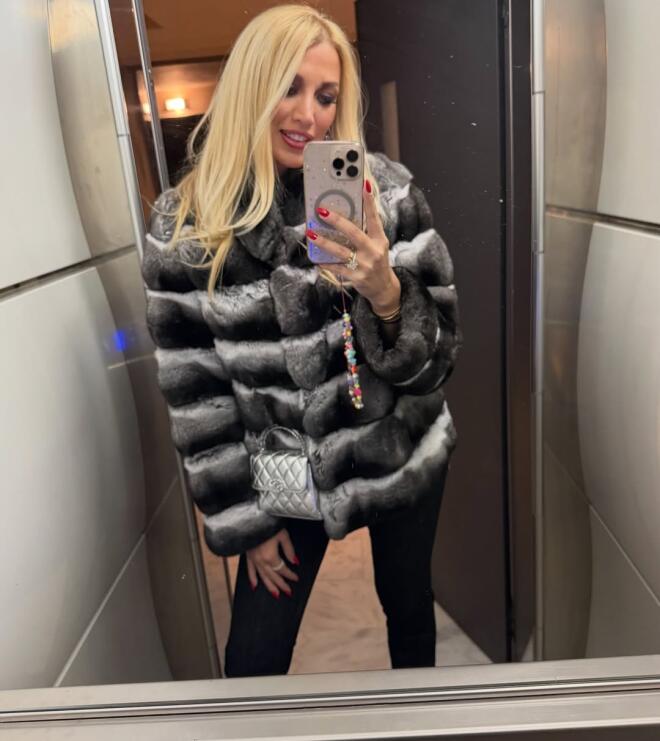 Σπυροπούλου: Μας δείχνει τι κάνει όταν δεν είναι άρρωστα τα παιδιά