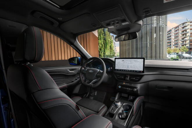 Ford Kuga 2.5L FHEV με τιμή 31.494 ευρώ