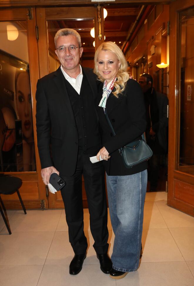 Η παραμυθένια χριστουγεννιάτικη γωνιά στο σπίτι του Νίκου Χατζηνικολάου