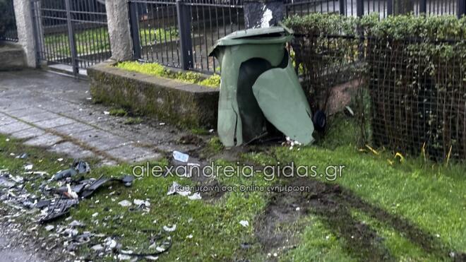 Απίστευτες εικόνες από το σημείο του τροχαίου