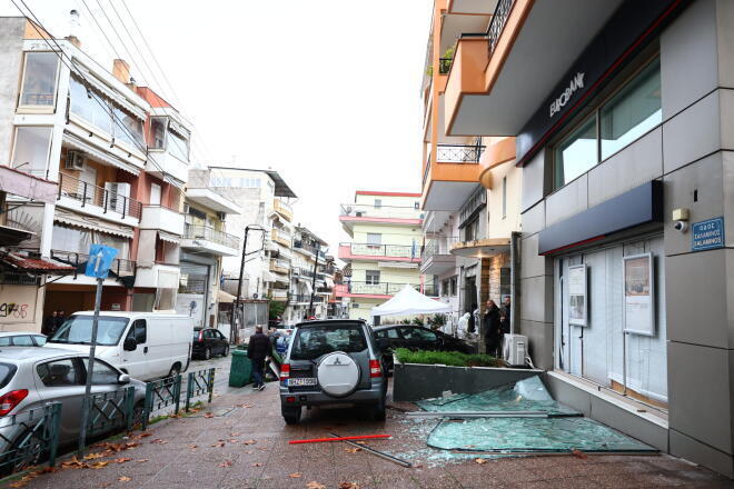 Βίντεο ντοκουμέντο από τη στιγμή της έκρηξης σε τράπεζα στον Εύοσμο