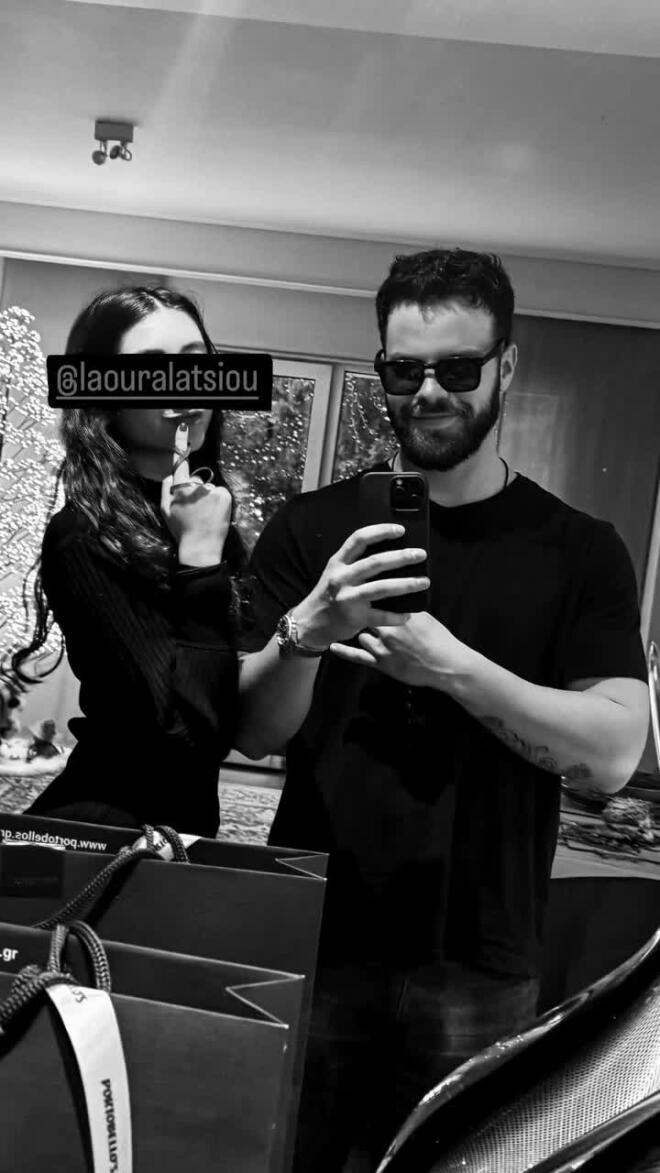 Άγγελο Λάτσιος: Η φωτογραφία με την αδελφή του, Λάουρα