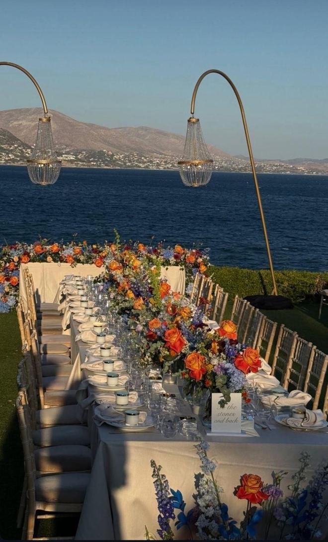 Οι γάμοι της χρονιάς 2025: Τα διάσημα ζευγάρια που παντρεύτηκαν φέτος