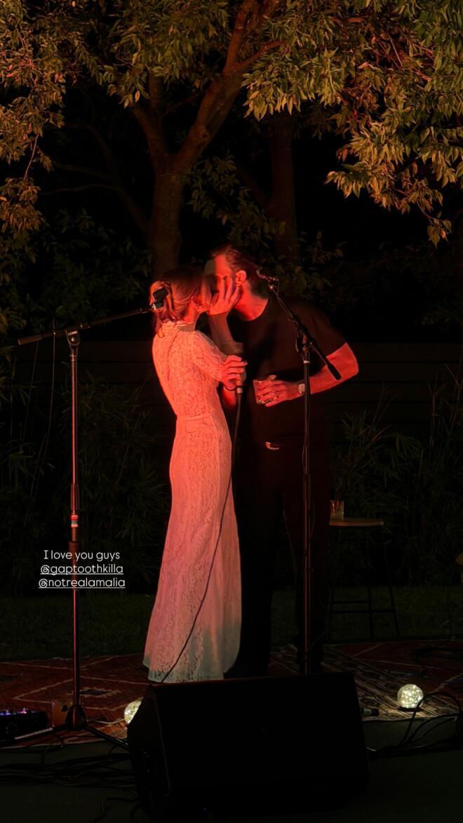 Οι γάμοι της χρονιάς 2025: Τα διάσημα ζευγάρια που παντρεύτηκαν φέτος