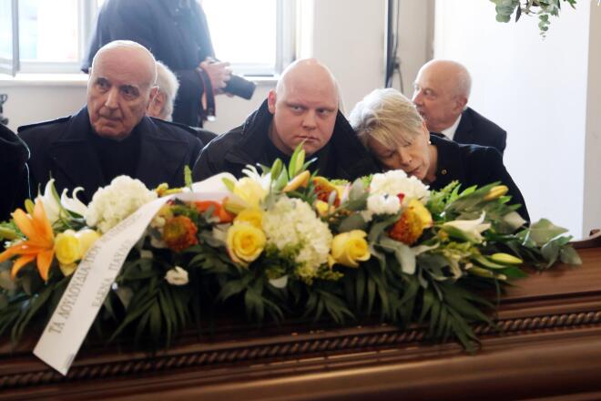 Συντετριμμένη η Έλενα Ακρίτα