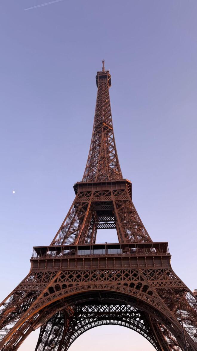 Ιωάννα Τούνη: Οι πρώτες φωτογραφίες από το οικογενειακό ταξίδι της στο Παρίσι