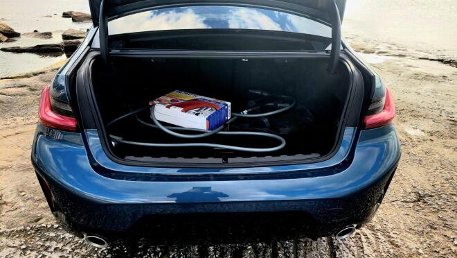 BMW 330e: Οδηγούμε την plug-in υβριδική έκδοση με 292 ίππους  