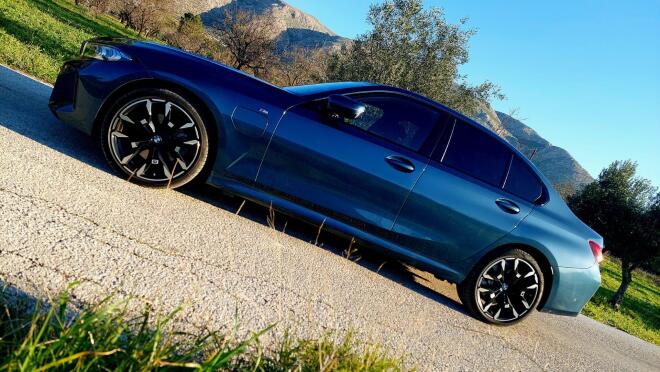 BMW 330e: Οδηγούμε την plug-in υβριδική έκδοση με 292 ίππους  