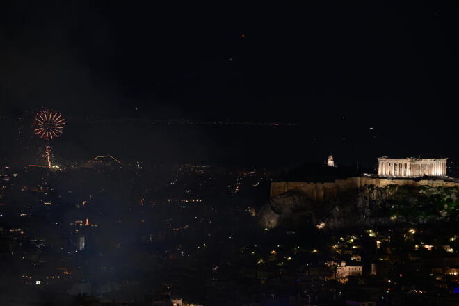 Πυροτεχνήματα στην αλλαγή του χρόνου στην Αθήνα