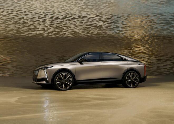 DS N°8: Με προεδρικό εξοπλισμό 