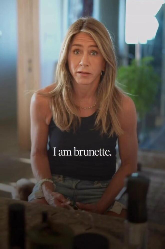 Τζένιφερ Άνιστον: Σε τρελά κέφια με την κολλητή της, Κόρτνεϊ Κοξ