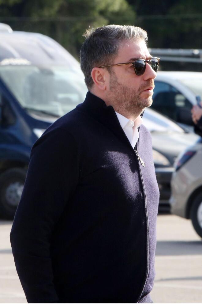 Κηδεία Γιώργου Παπαδάκη: Συντετριμμένη η οικογένεια - Τι ζήτησε από τα ΜΜΕ