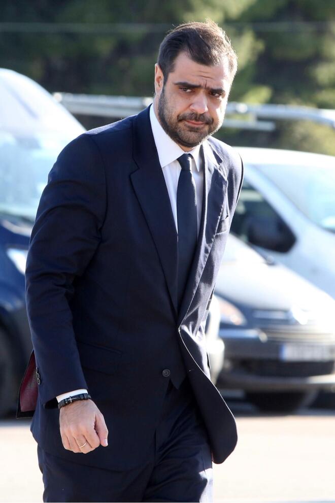 Κηδεία Γιώργου Παπαδάκη: Συντετριμμένη η οικογένεια - Τι ζήτησε από τα ΜΜΕ