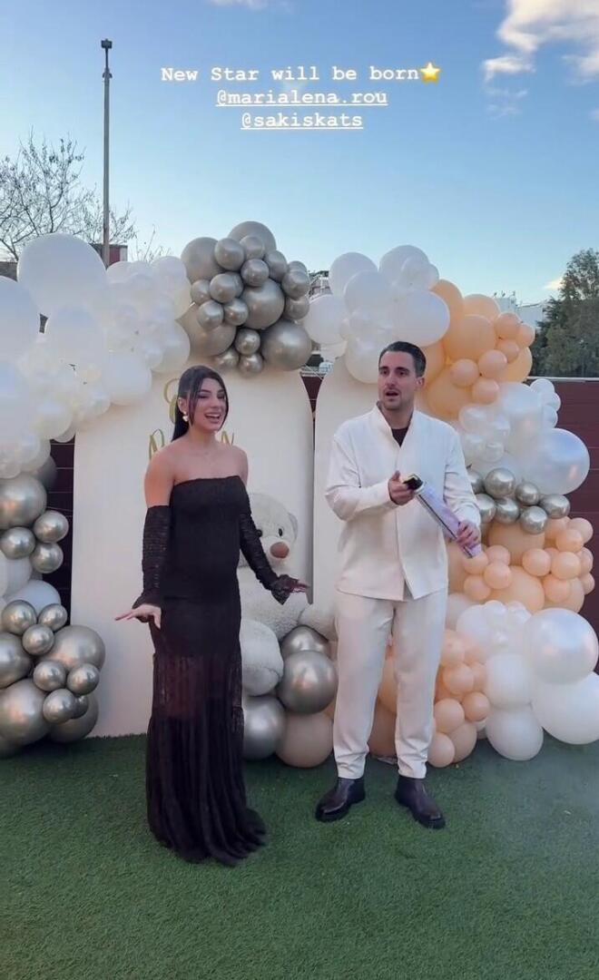 Η Μαριαλένα Ρουμελιώτη κι ο Σάκης Κατσούλης στο gender reveal party τους!